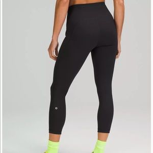 Lululemon like new Swift Speed Hi Rise Legging